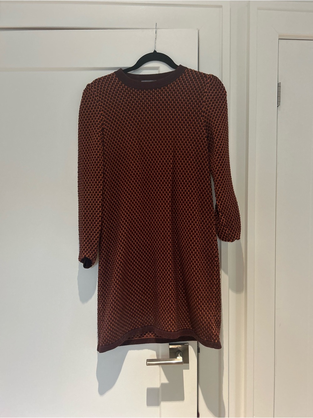 COS Long Sleeve Shift Dress in orange  and burgundy Honeycomb